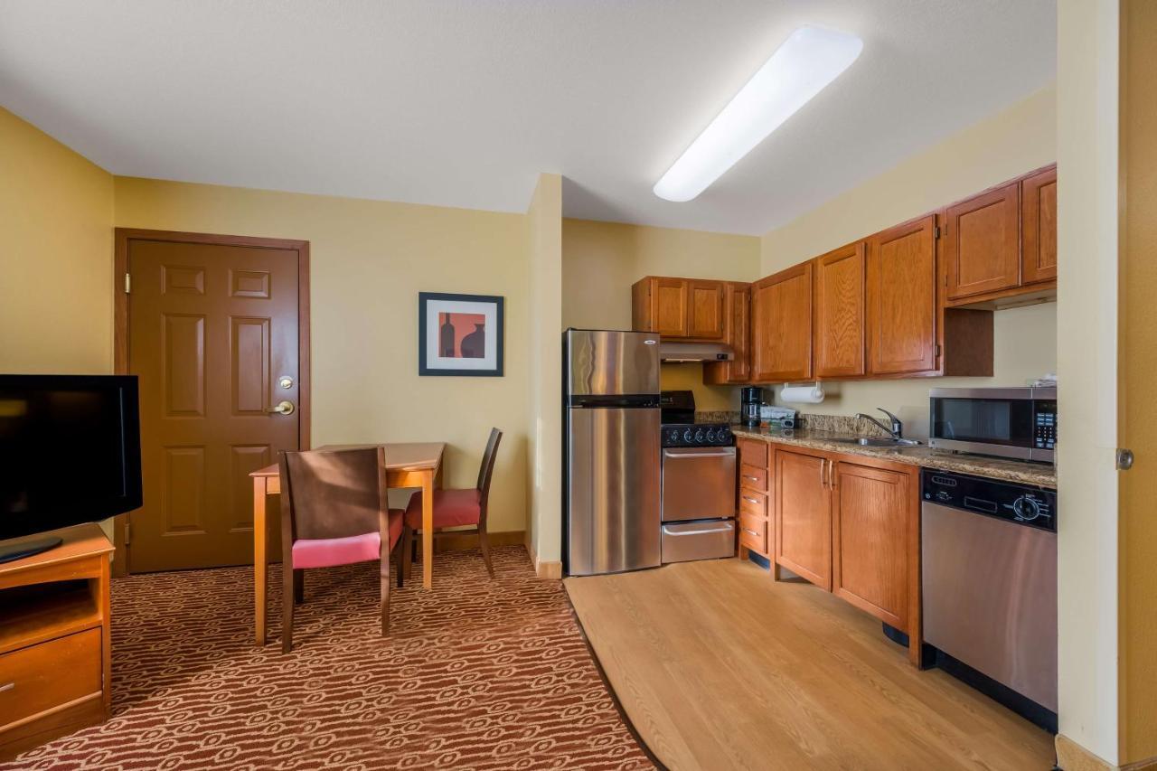 Sonesta Simply Suites Detroit Novi Exterior foto
